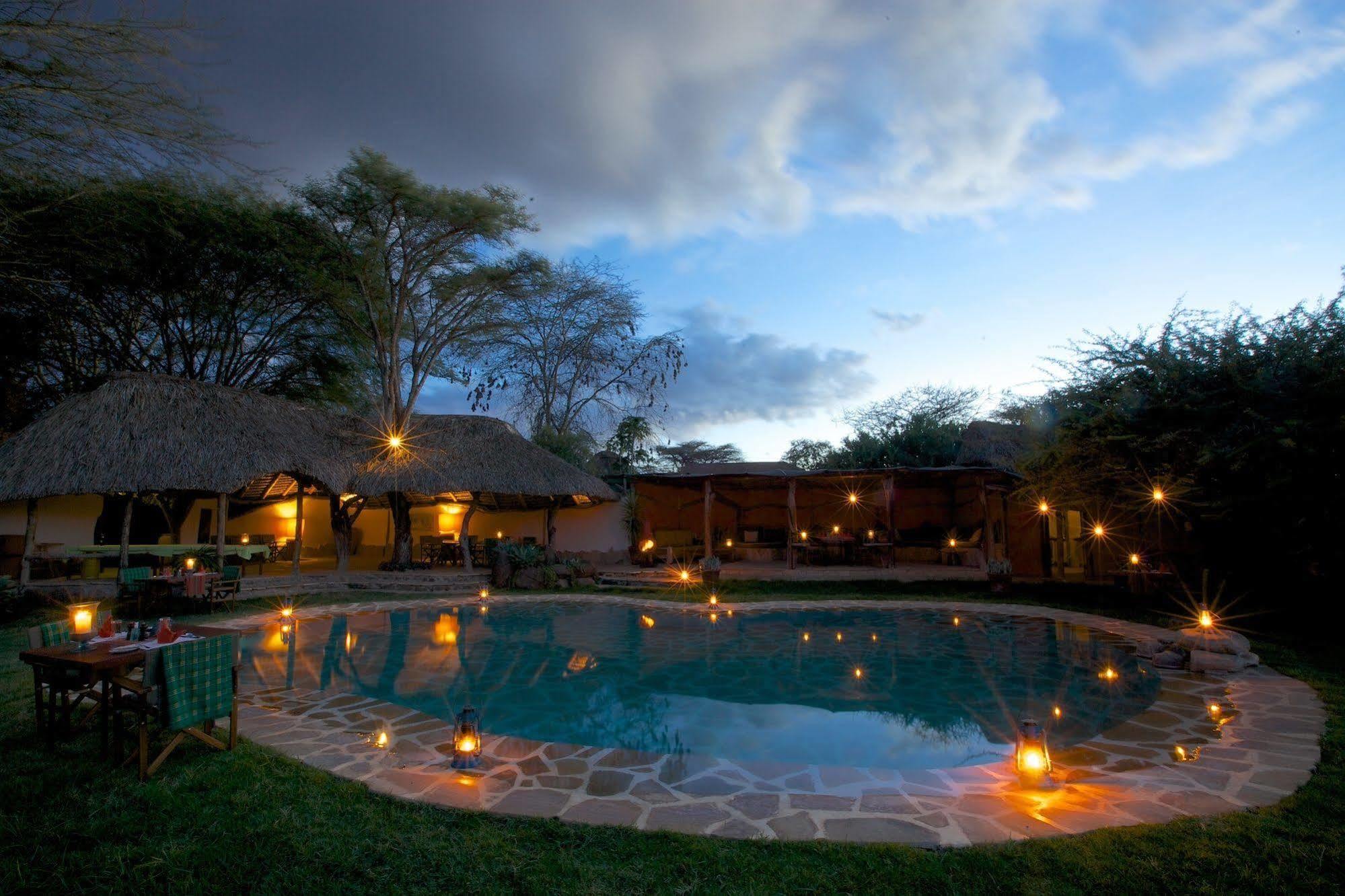 ホテル Elewana Lewa Safari Camp Timau エクステリア 写真