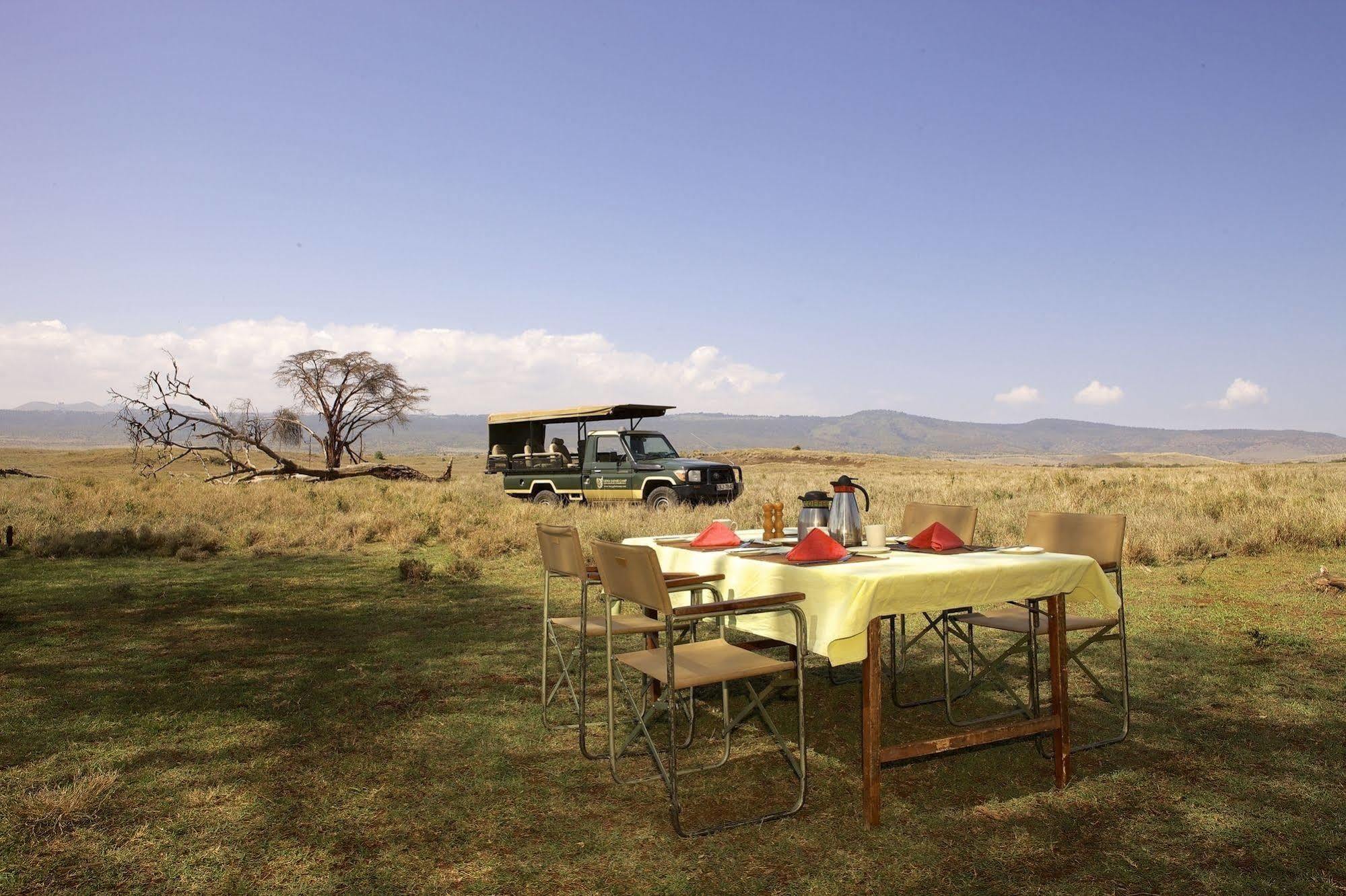 ホテル Elewana Lewa Safari Camp Timau エクステリア 写真