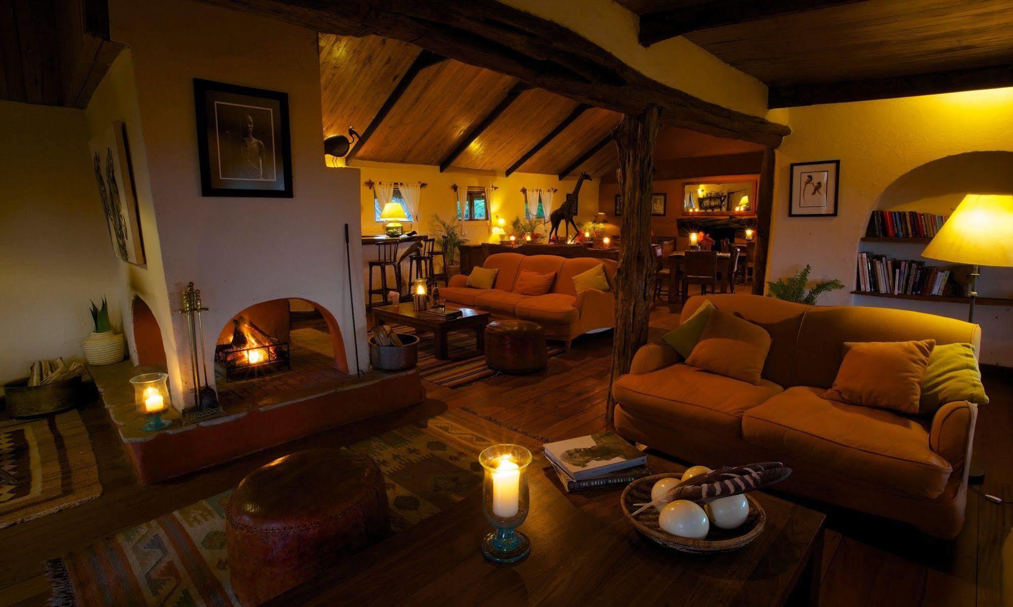 ホテル Elewana Lewa Safari Camp Timau エクステリア 写真